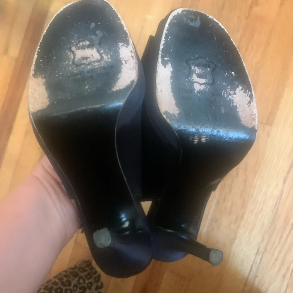 Stuart Weitzman peep toe bow heels size 6.5 vguc - Picture 5 of 8